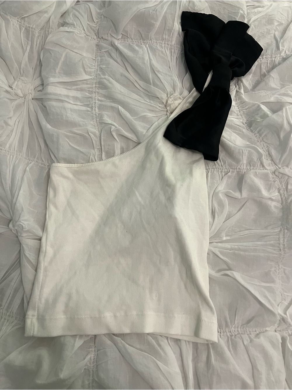 Zara White One-Shoulder Skirt with Black Bow